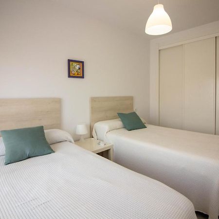 White Dreams Next To The Sea Apartment Алгаробо-Коста Екстериор снимка