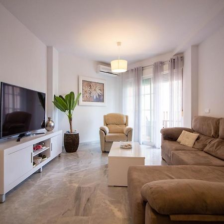 White Dreams Next To The Sea Apartment Алгаробо-Коста Екстериор снимка