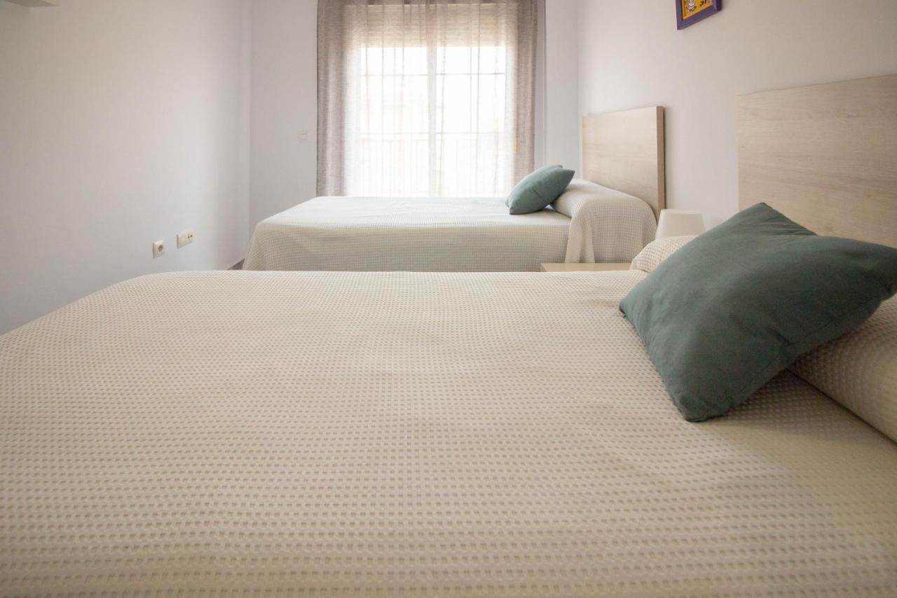 White Dreams Next To The Sea Apartment Алгаробо-Коста Екстериор снимка