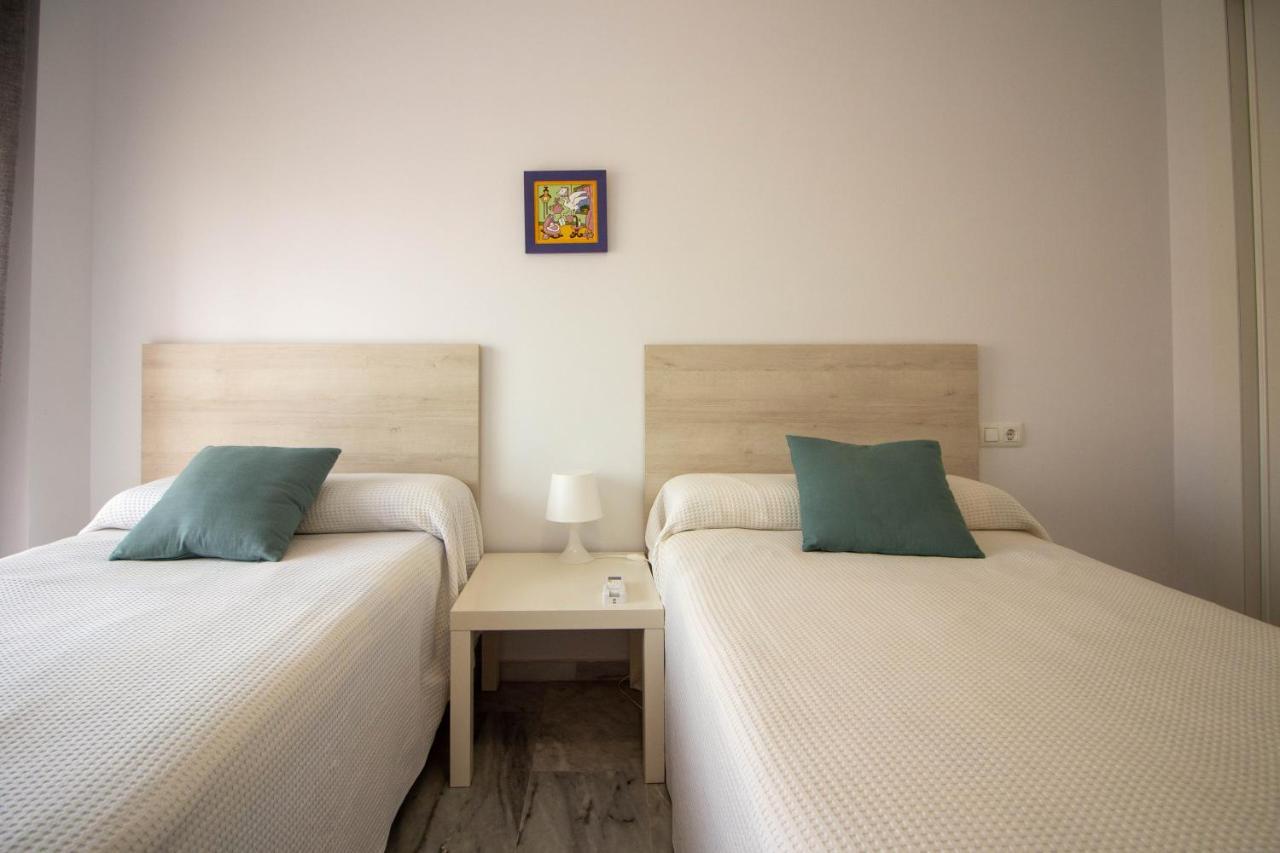 White Dreams Next To The Sea Apartment Алгаробо-Коста Екстериор снимка