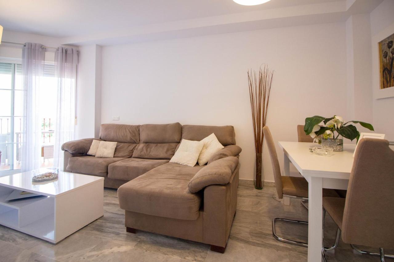 White Dreams Next To The Sea Apartment Алгаробо-Коста Екстериор снимка
