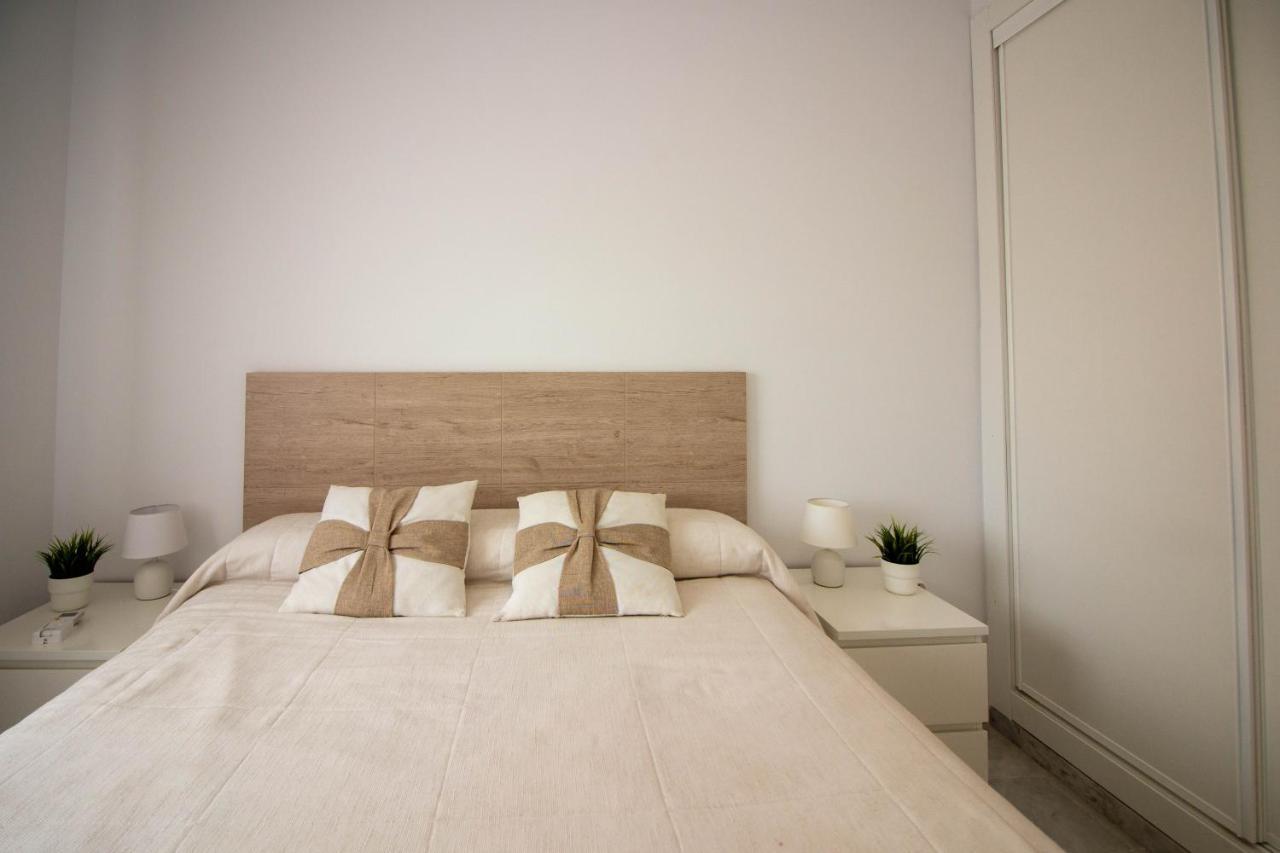 White Dreams Next To The Sea Apartment Алгаробо-Коста Екстериор снимка