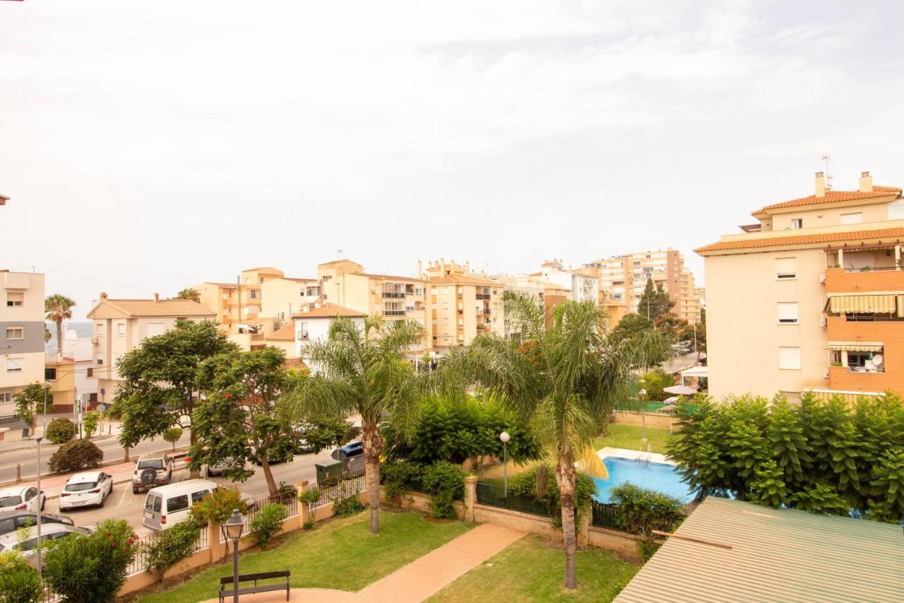White Dreams Next To The Sea Apartment Алгаробо-Коста Екстериор снимка